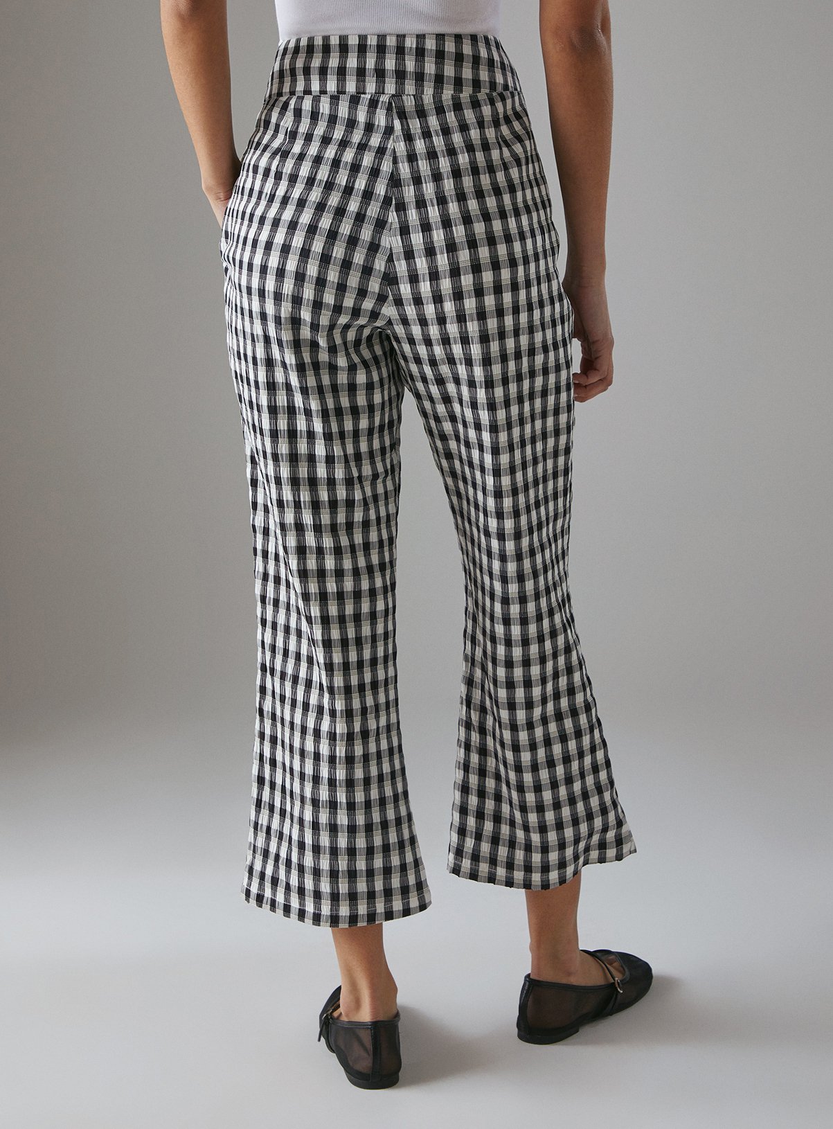 WAREHOUSE Gingham High Waisted Cropped Trousers 8 - Image 4 thumbnail