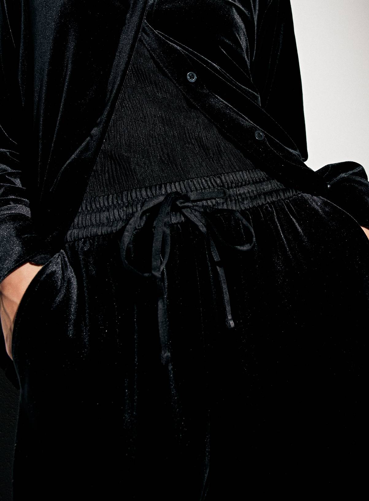 Black Side Panel Velvet Co-ord Wide Leg Trousers  12R - Image 3