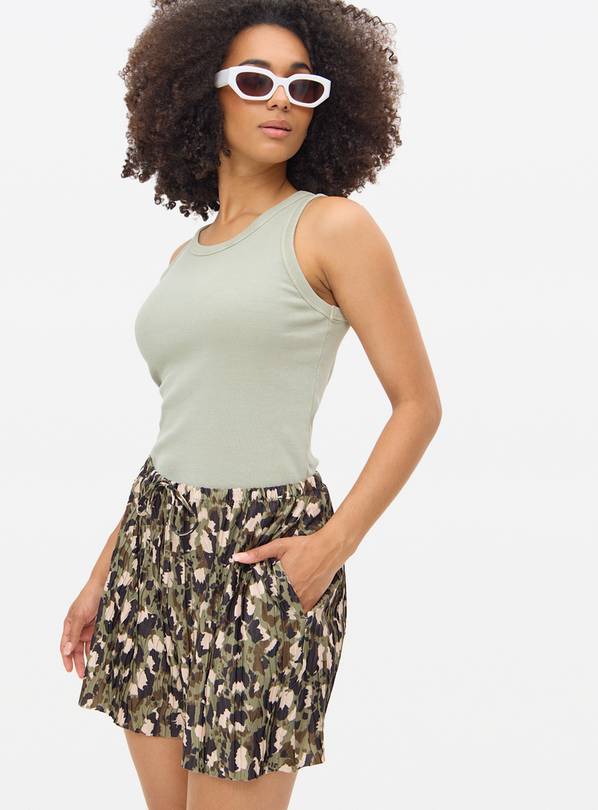 Khaki Animal Printed Plisse Shorts  20