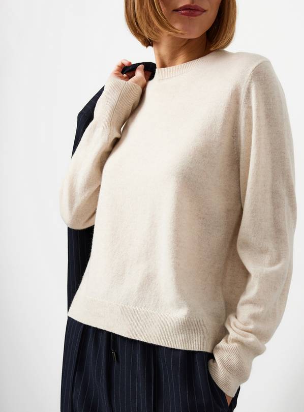 Oatmeal Premium Cashmere Crew Neck Jumper 22