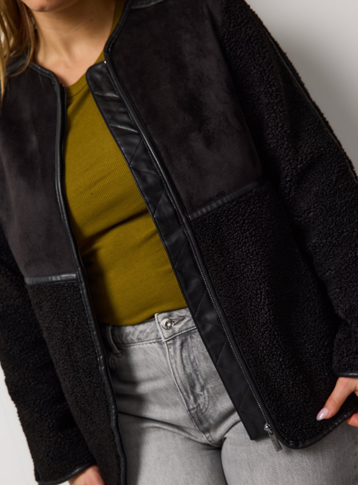 Black Zip Through Faux Shearling Jacket XL - Image 3 thumbnail