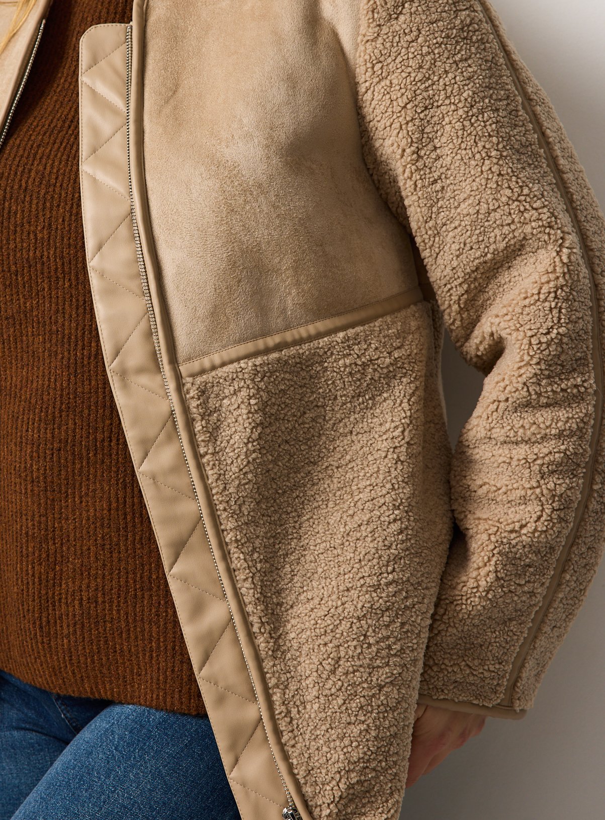 Cream Zip Through Faux Shearling Jacket S - Image 3 thumbnail