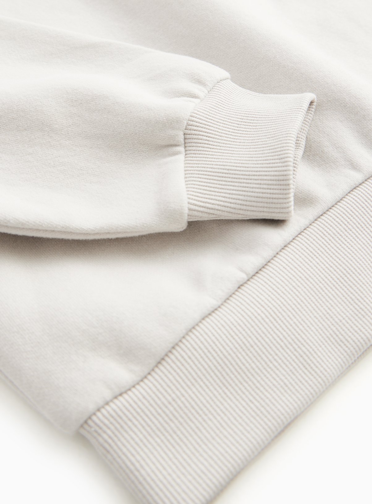 Cream Crew Sweatshirt 4 years - Image 2 thumbnail