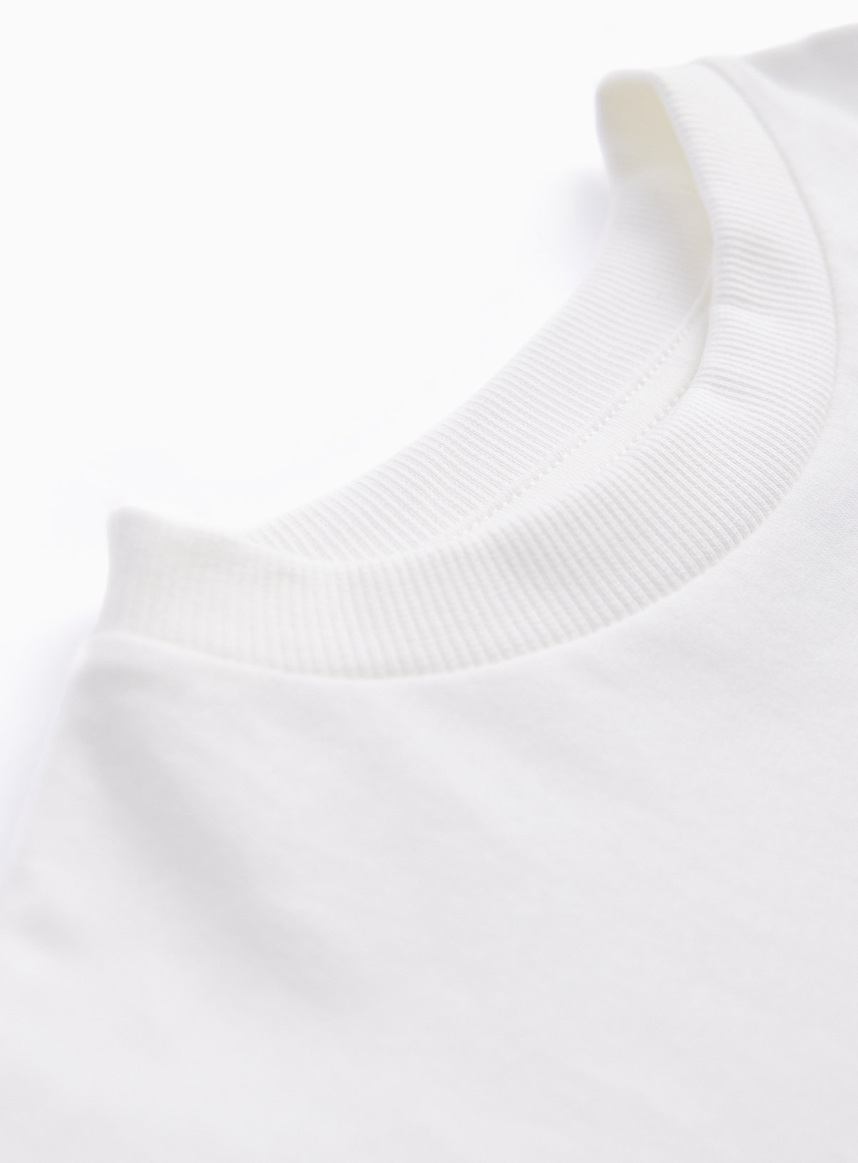 White Plain T-Shirt 2 years - Image 2 thumbnail