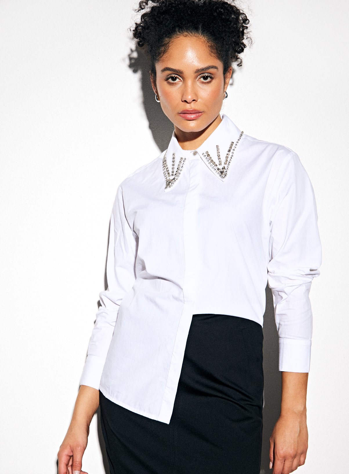 White Embellished Collar Poplin Shirt 20 - Image 3 thumbnail