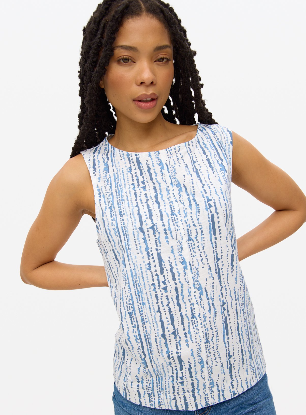 Blue Mark Making Print Sleeveless Vest 18