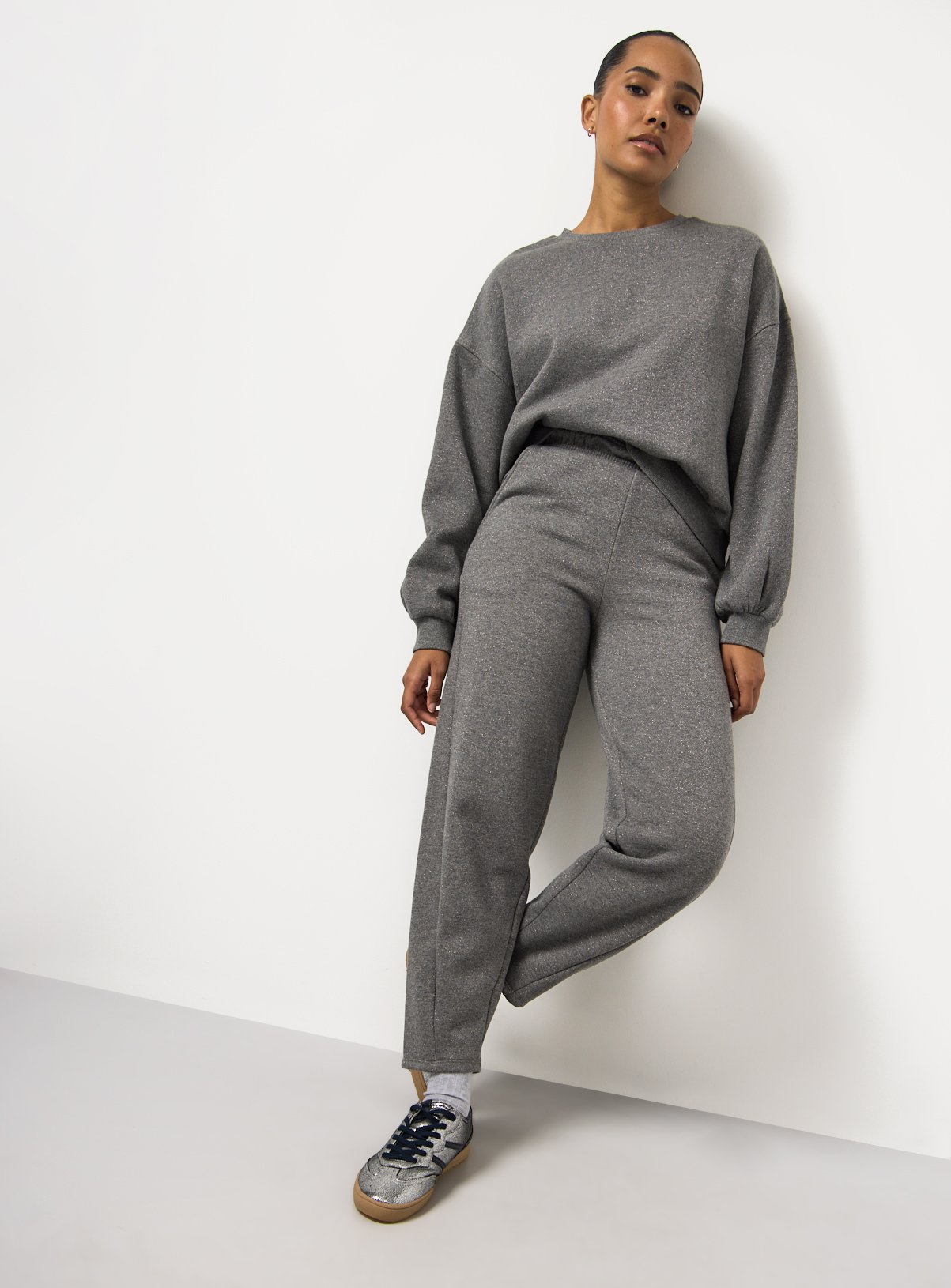 Grey Barrel Leg Co-ord Joggers L - Image 1 thumbnail