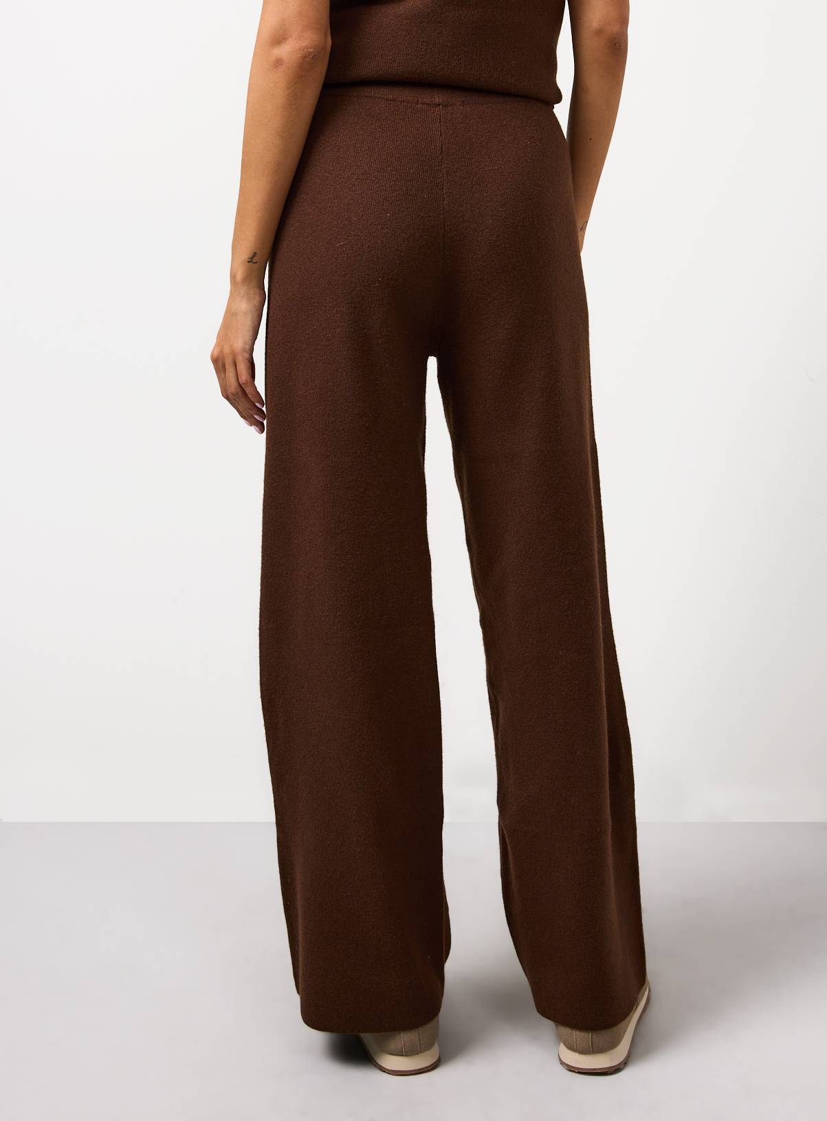 Brown Compact Knit Wide Leg Co-ord Trousers  24 - Image 4