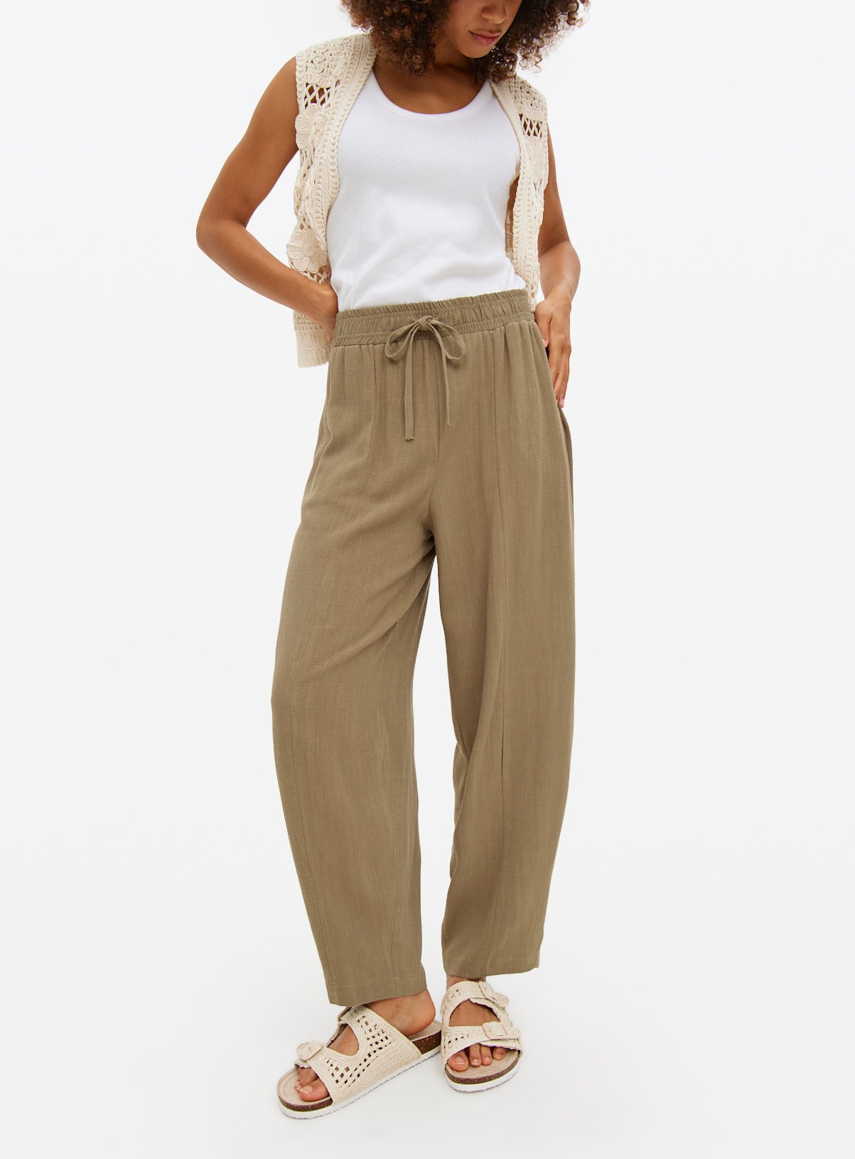 Green Linen Barrel Trousers 16 - Image 1 thumbnail