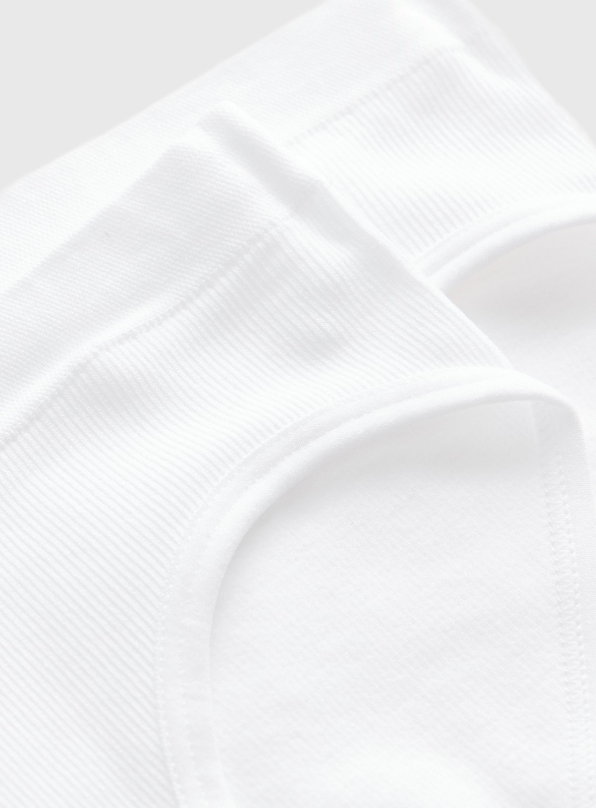 White Seamfree Ribbed Briefs 2 Pack 4-6 years - Image 2 thumbnail