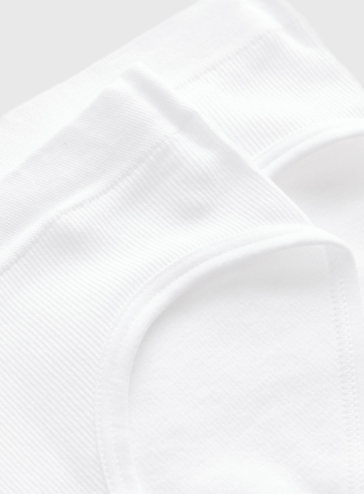 White Seamfree Ribbed Briefs 2 Pack 4-6 years - Image 2