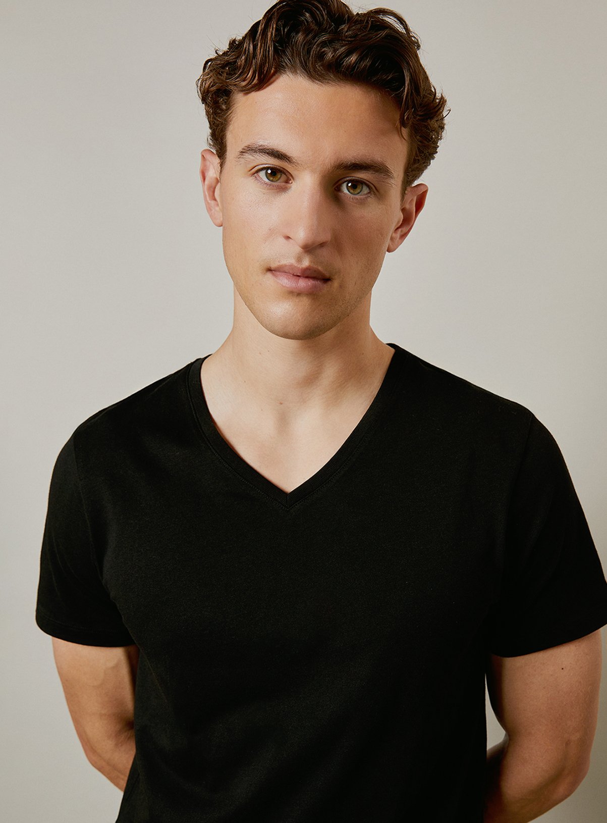 BURTON Black Plain V Neck T Shirt XL - Image 4 thumbnail
