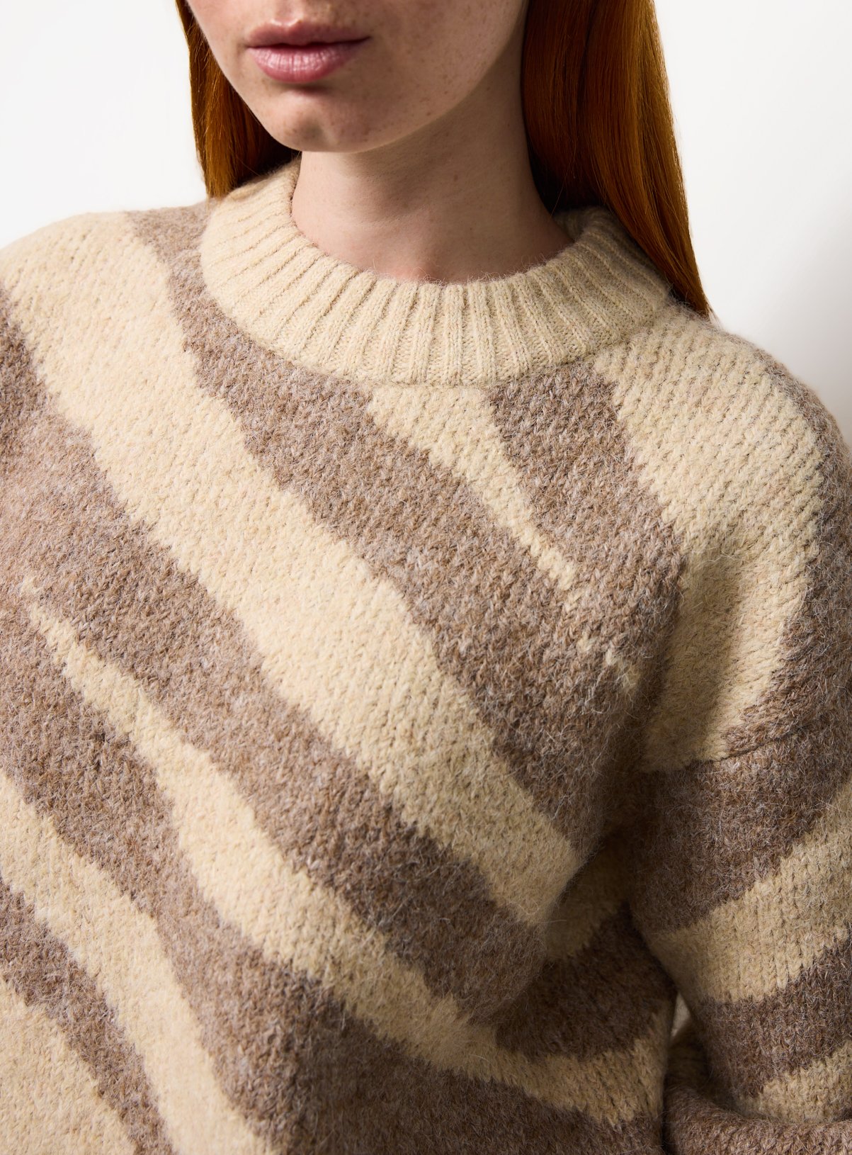 Zebra Knit Boxy Jumper XL - Image 2 thumbnail