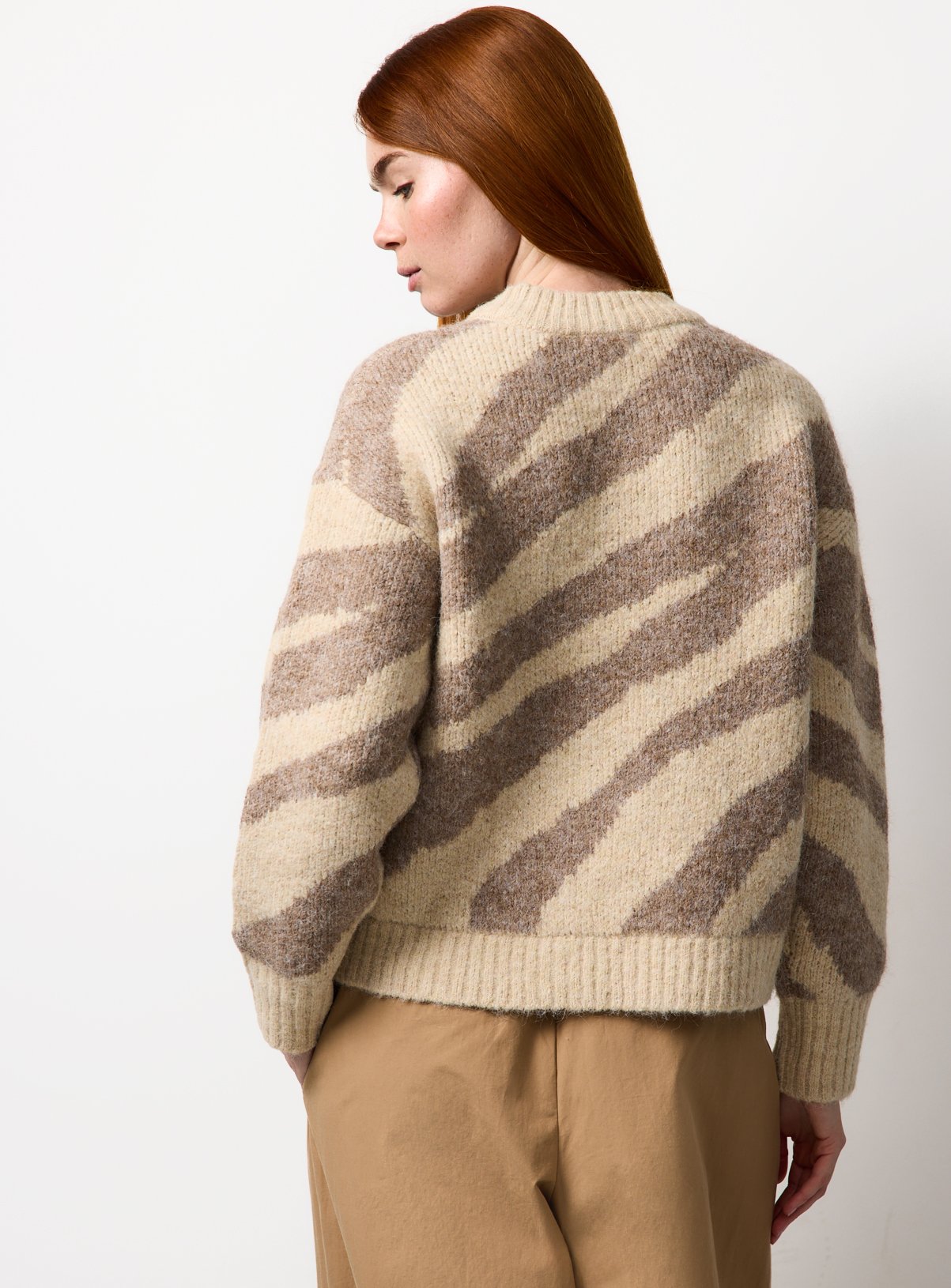Zebra Knit Boxy Jumper XL - Image 4 thumbnail