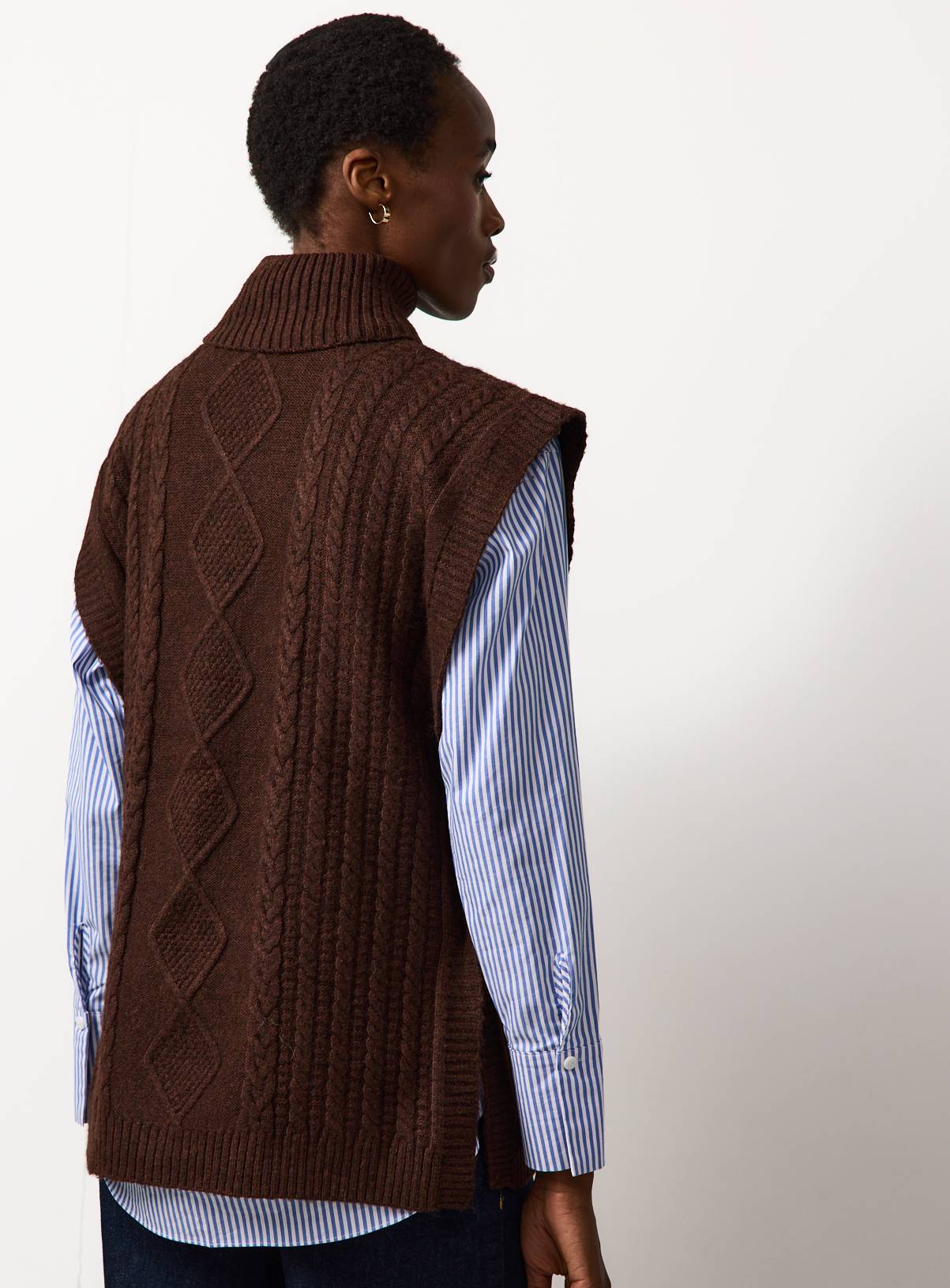 Brown Cable Knit Roll Neck Cape M - Image 4
