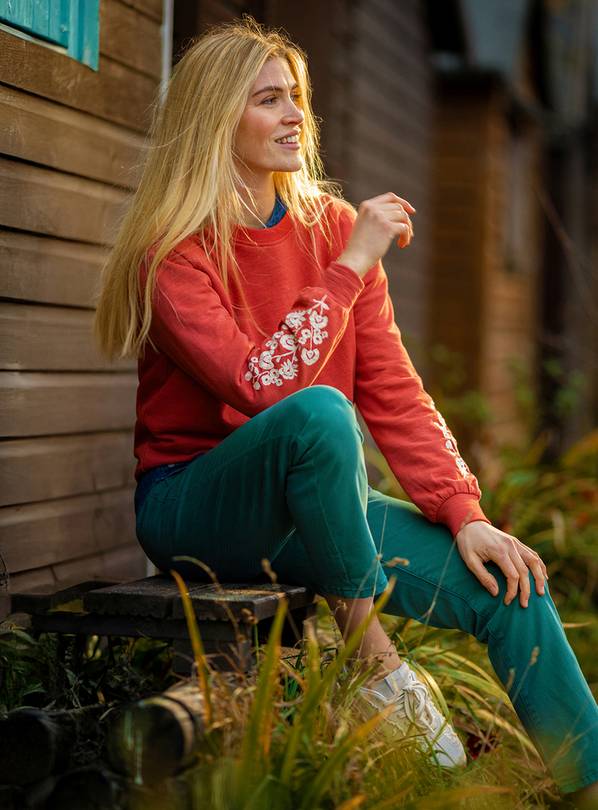 BRAKEBURN Ferndown Crew Neck Sweatshirt 8