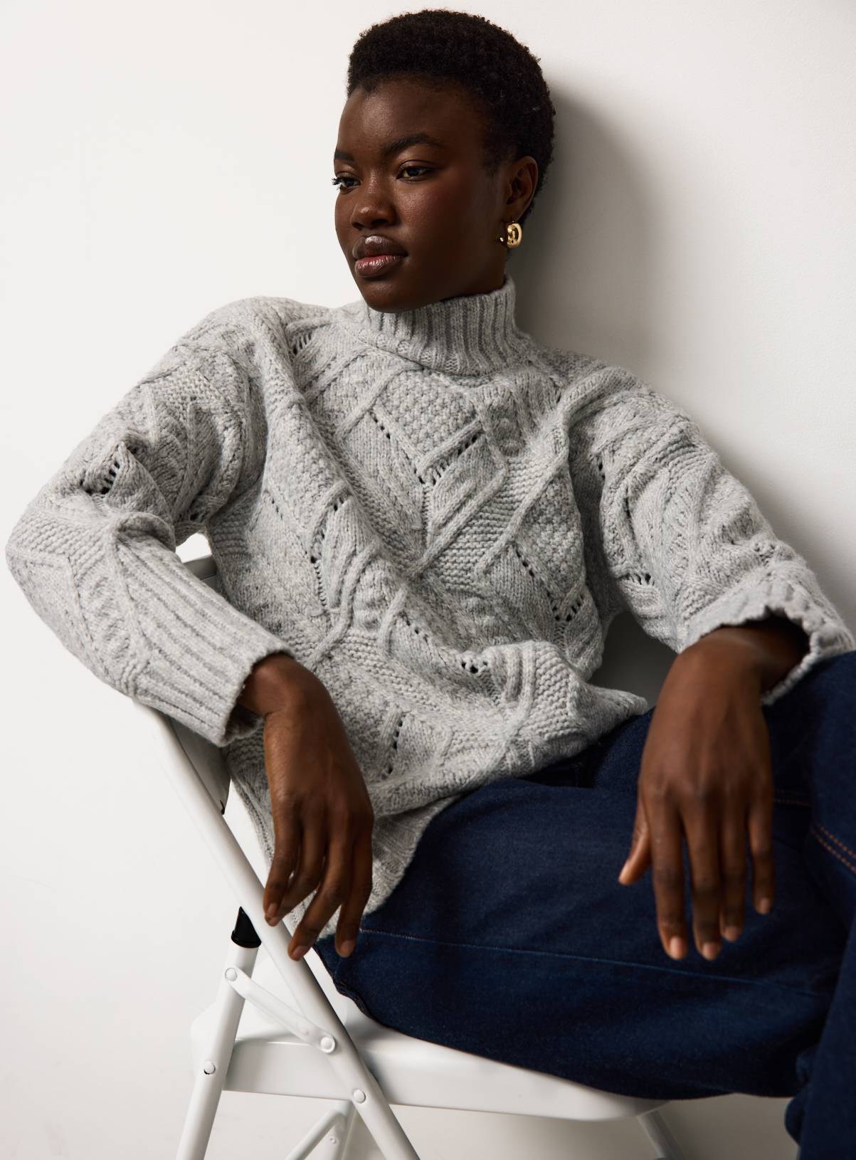Grey Funnel Neck Cable Knit Jumper L - Image 1