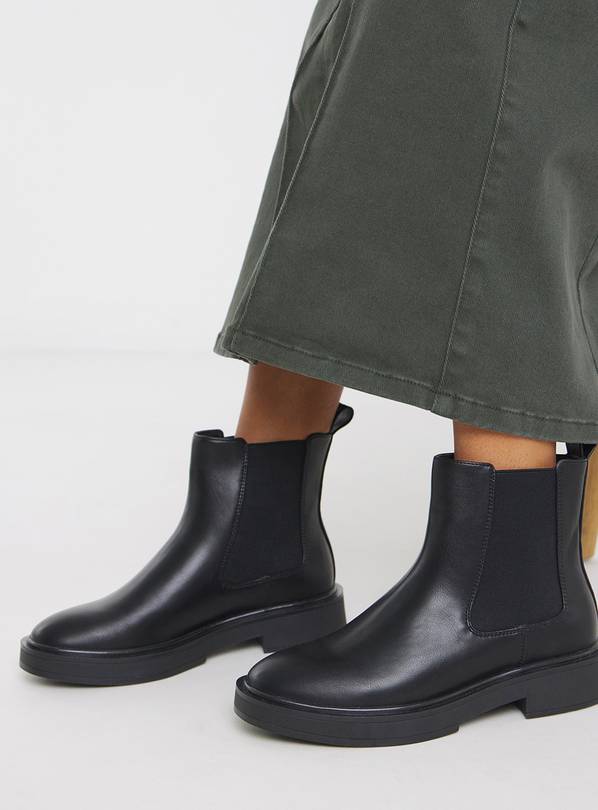 SIMPLY BE Classic Chelsea Boot Extra Wide Fit 5