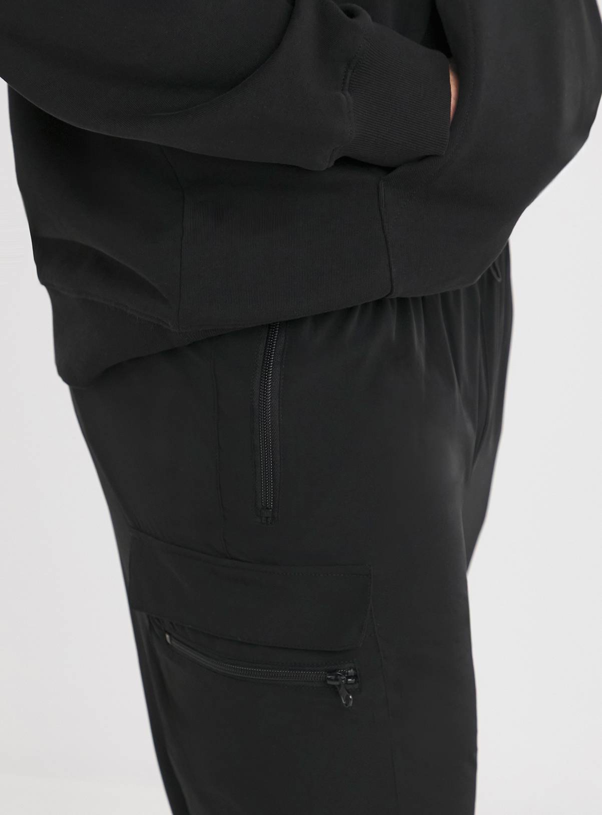 JACAMO Tech Tapered Fit Pocket Cargo Black 50/52 - Image 4