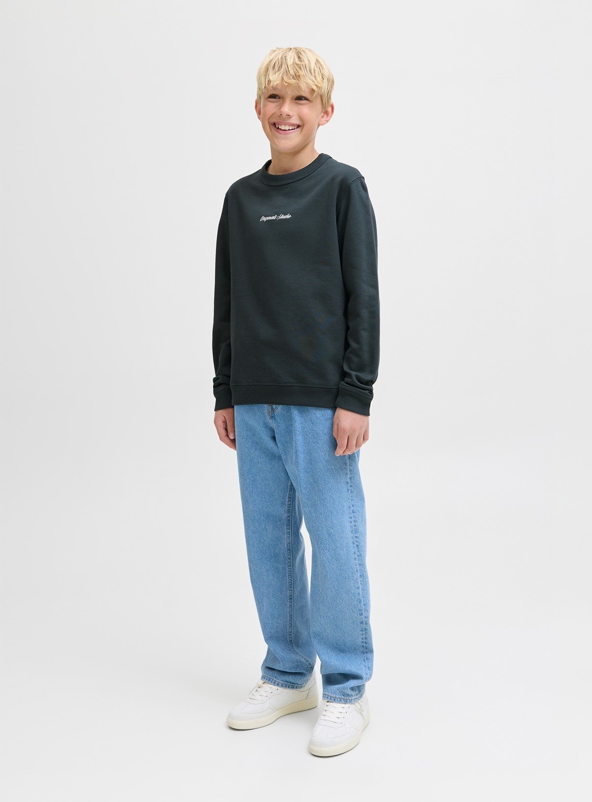 JACK & JONES JUNIOR Morrebro Emb Sweatshirt 12 years - Image 2 thumbnail