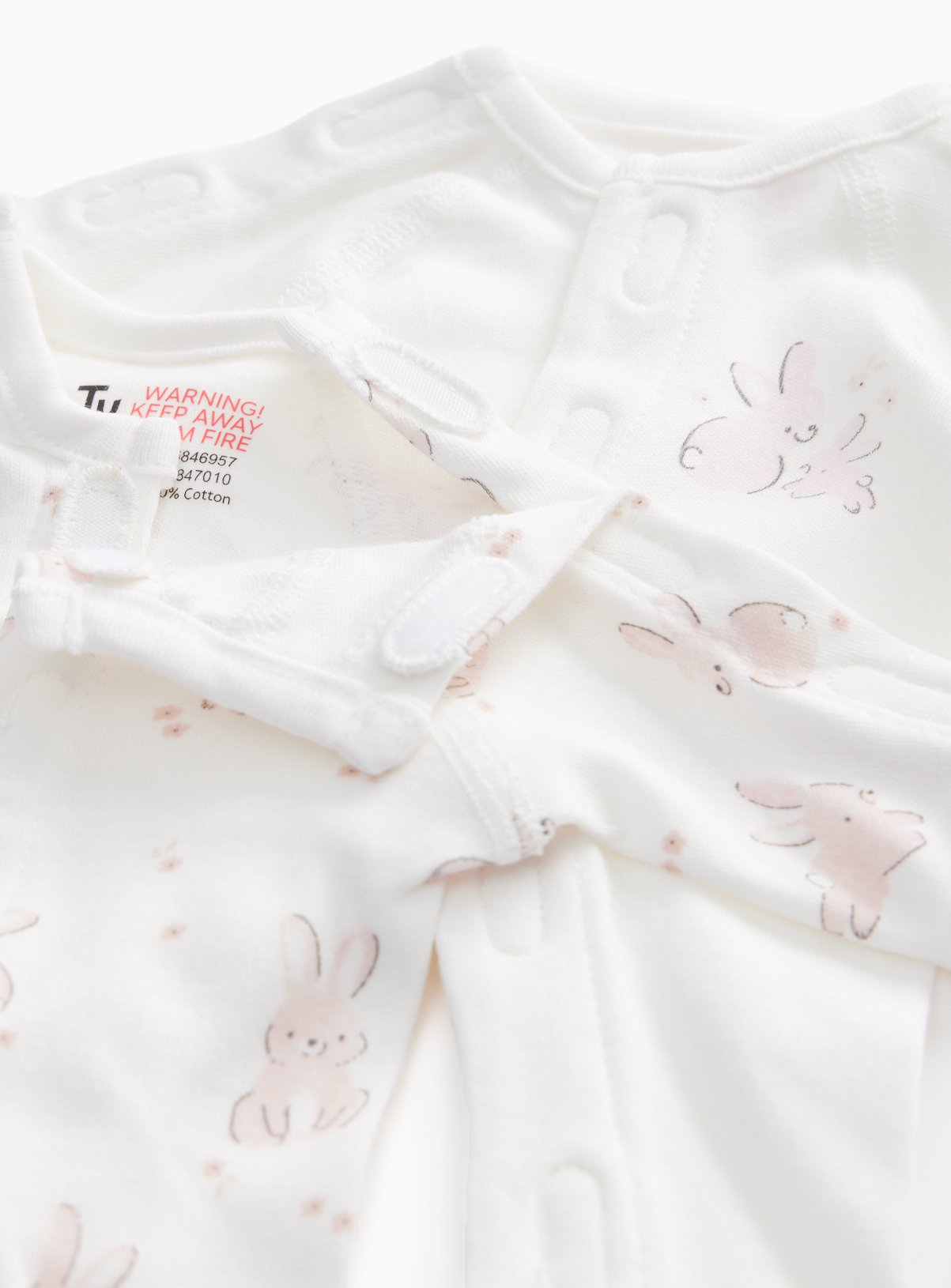 Pink Premature Baby Rabbit Printed 5-Piece Starter Set 4lbs - 1.8kg - Image 2 thumbnail
