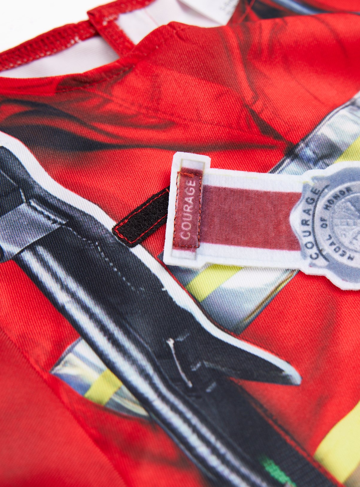 Firefighter Fancy Dress Costume 9-10 years - Image 3 thumbnail