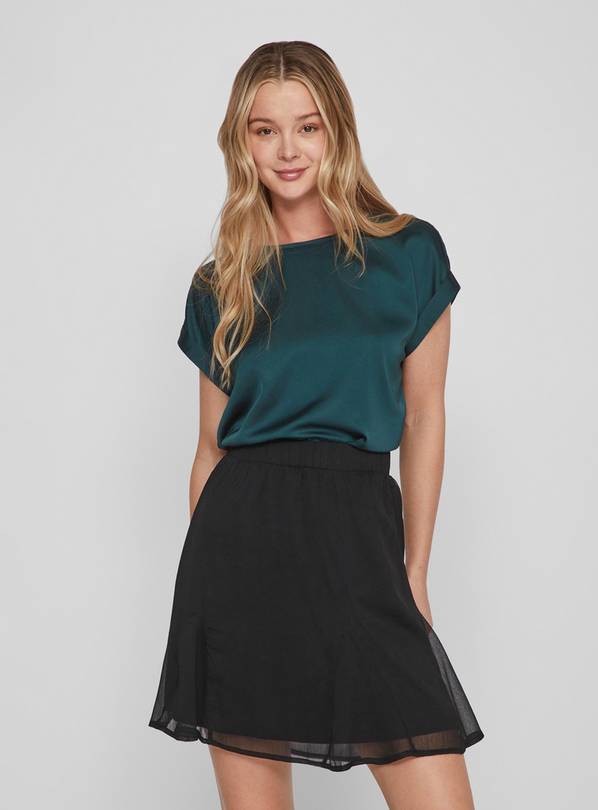 VILA Short Sleeved Satin Top 16