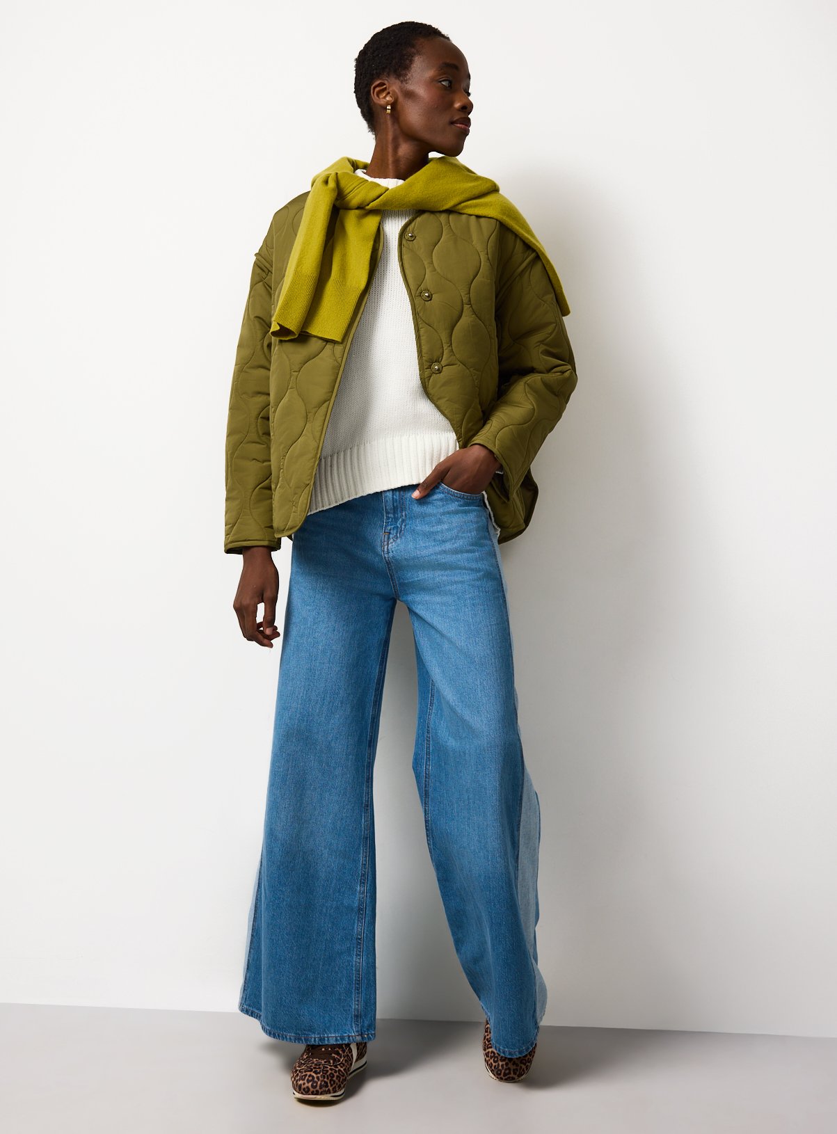 The Khaki Quilted Liner Jacket M - Image 3 thumbnail