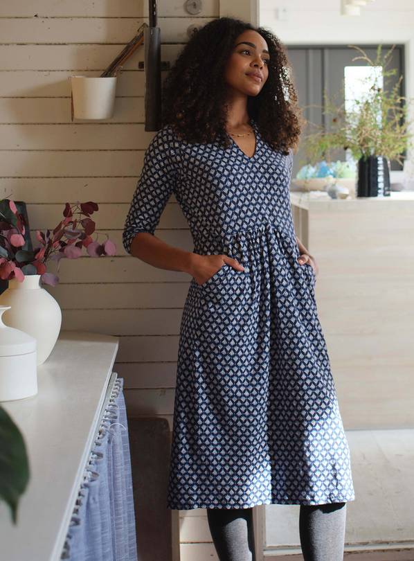 WEIRD FISH Isolde Printed Jersey Midi Dress 18