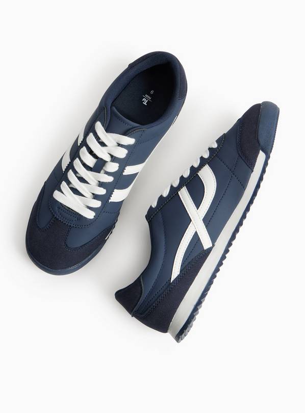Navy Retro Style Low Profile Trainers 10