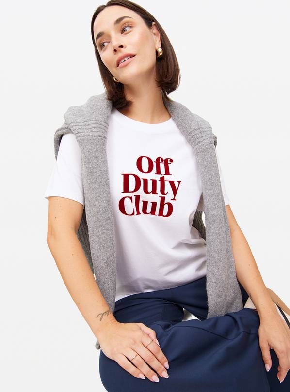 Off Duty Club Slogan Regular T-Shirt 16