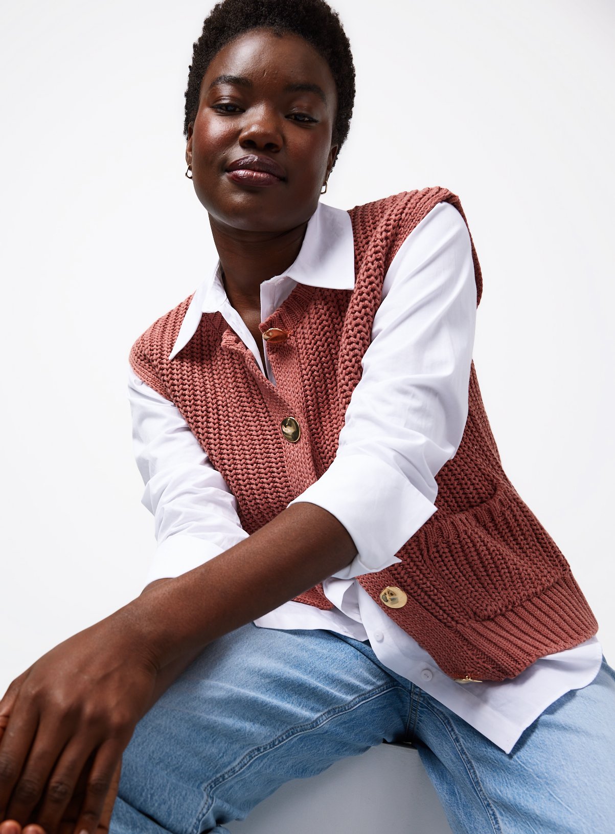 Pink Chunky Knitted Gold Button Vest 10 - Image 3 thumbnail