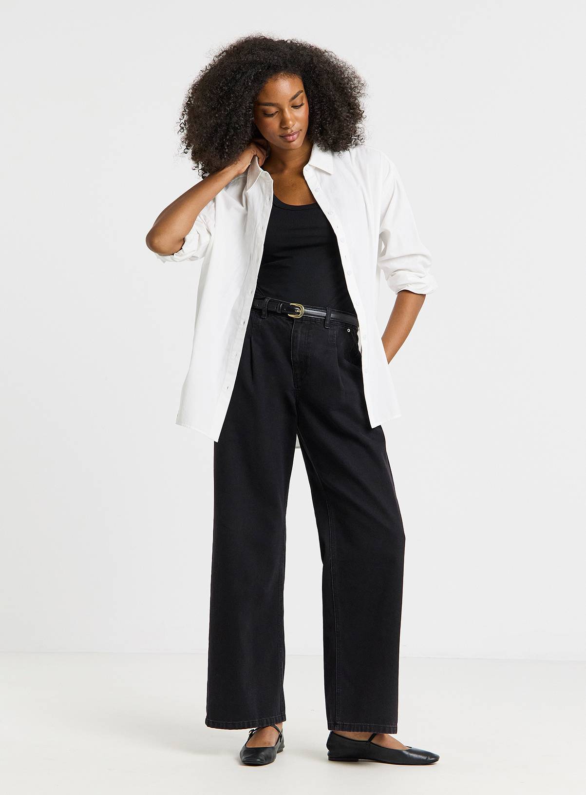 SIMPLY BE Pleat Detail Wide Leg Jeans Black 30R - Image 3