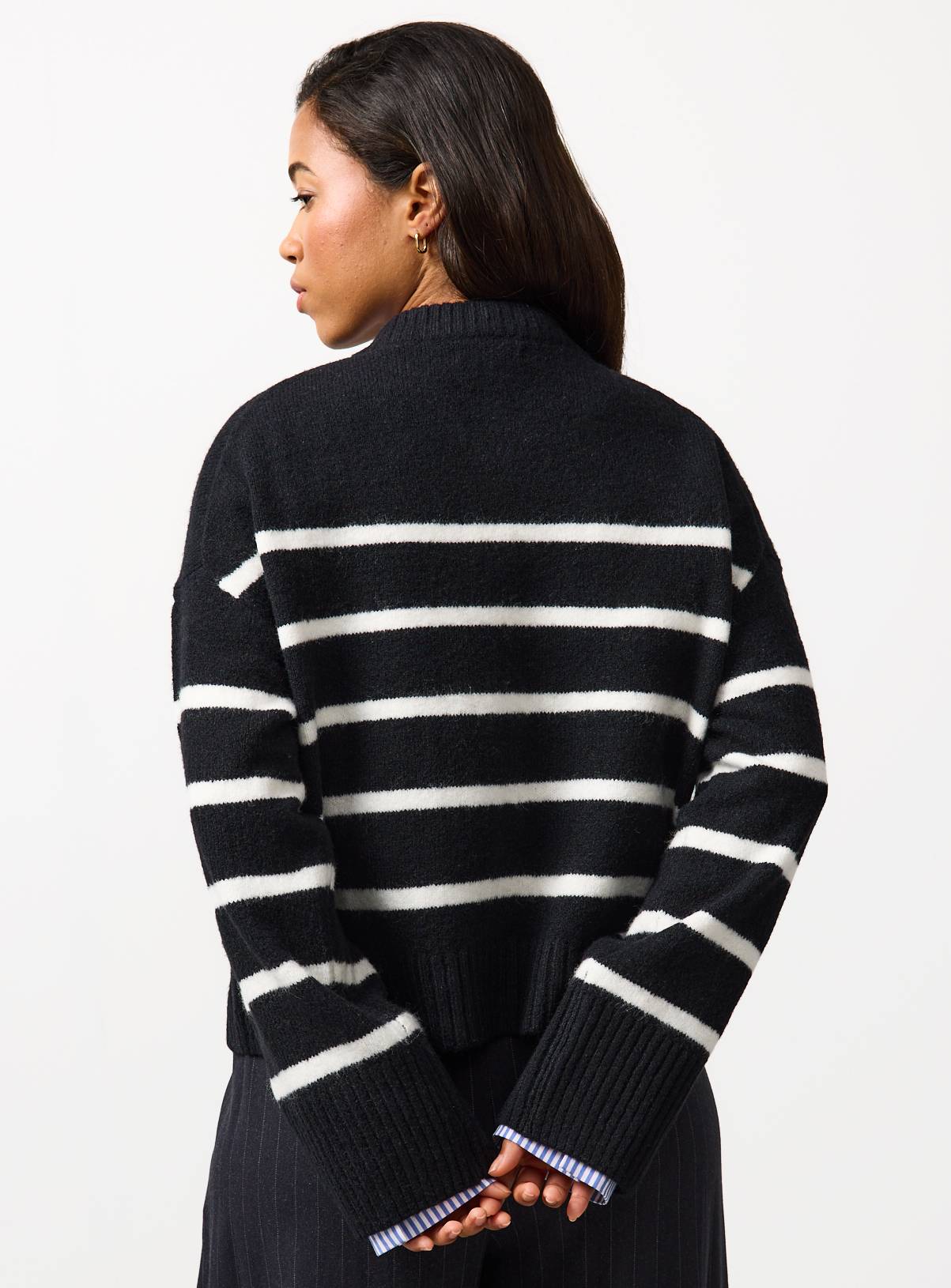 Mono Striped Boxy Button Up Cardigan 6 - Image 4