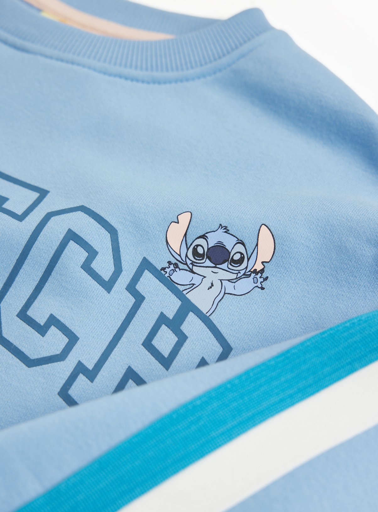 Blue Stitch Graphic Active Set 8 years - Image 2 thumbnail