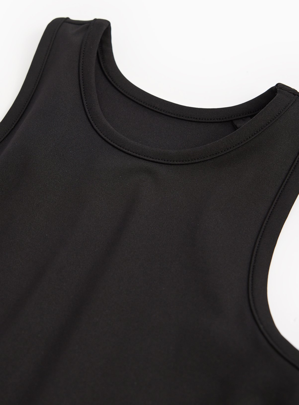 Black Polyester and Elastane Sleeveless Active Vest 4 years - Image 2 thumbnail