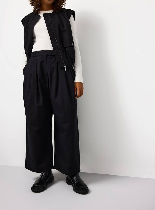 Black Pleated Wide Leg Poplin Trousers 10