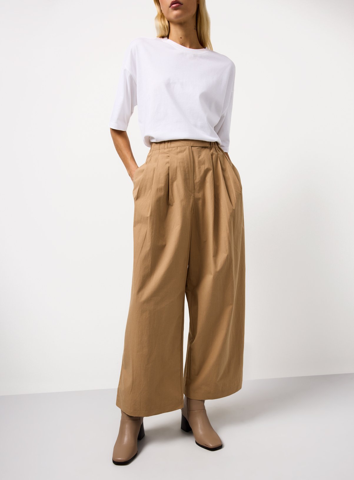 Stone Pleated Wide Leg Poplin Trousers 16 - Image 3 thumbnail