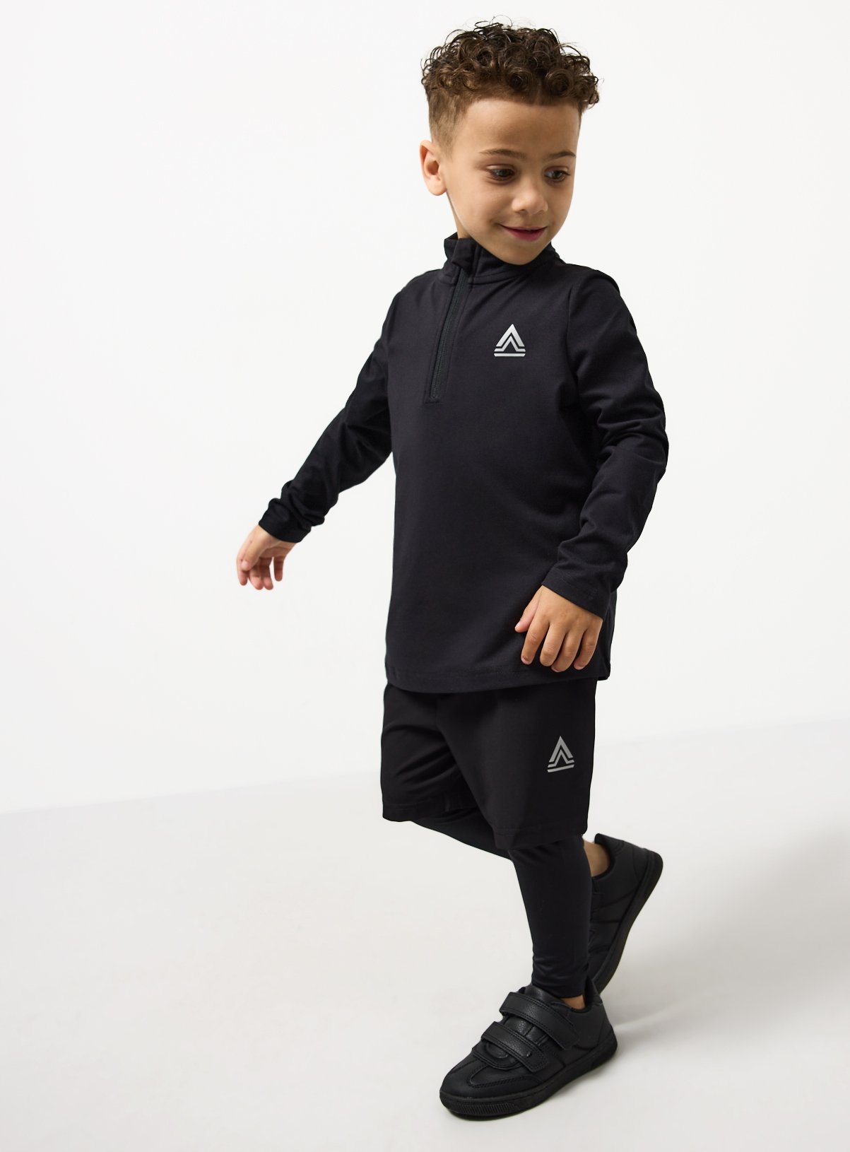 Black Active Shorts & Base Layer Set 5 years - Image 2 thumbnail