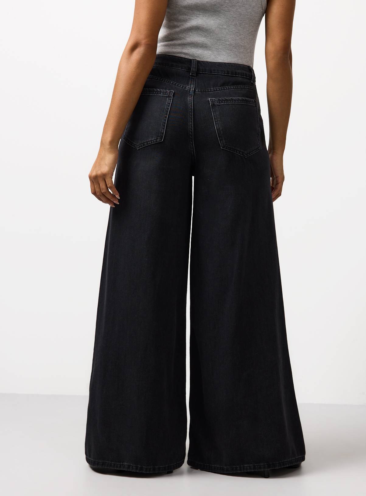 Washed Black Denim Flared Palazzo Jeans 14R - Image 4