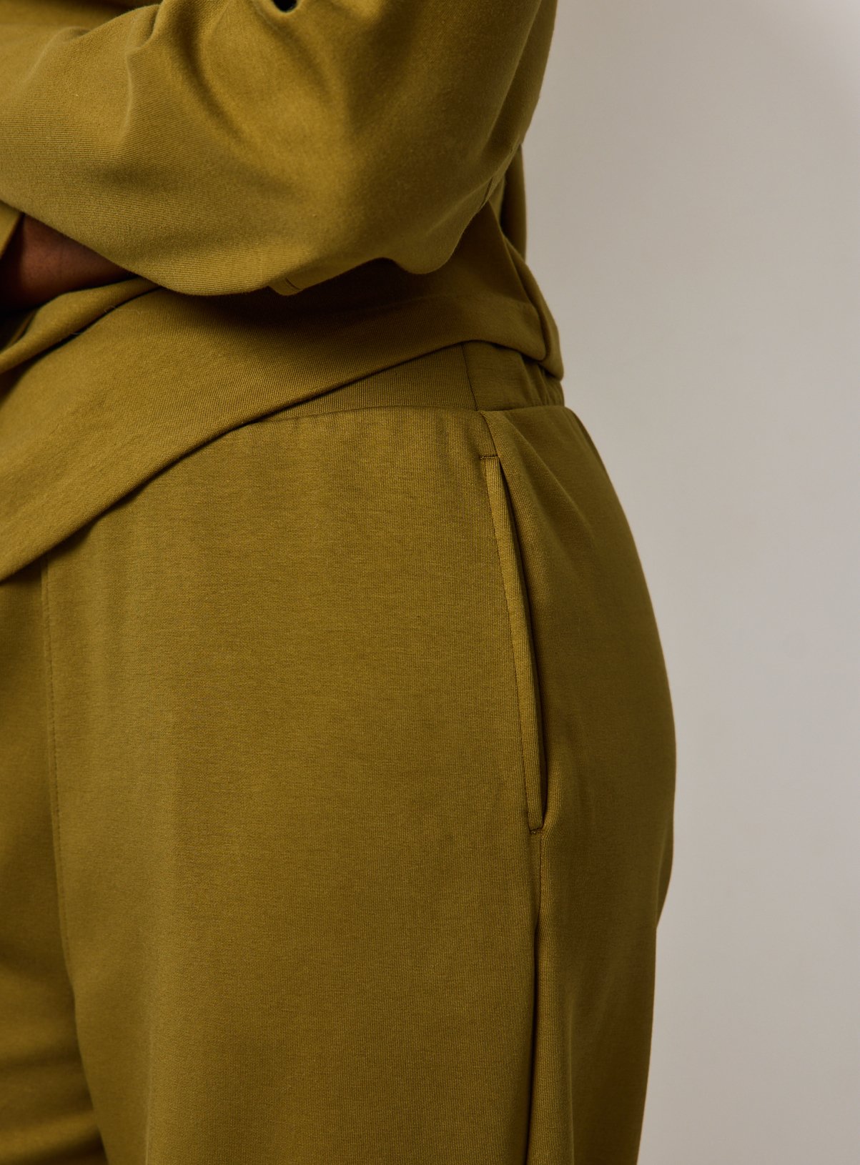 Khaki Co-ord Ponte Barrel Trousers 20 - Image 3 thumbnail
