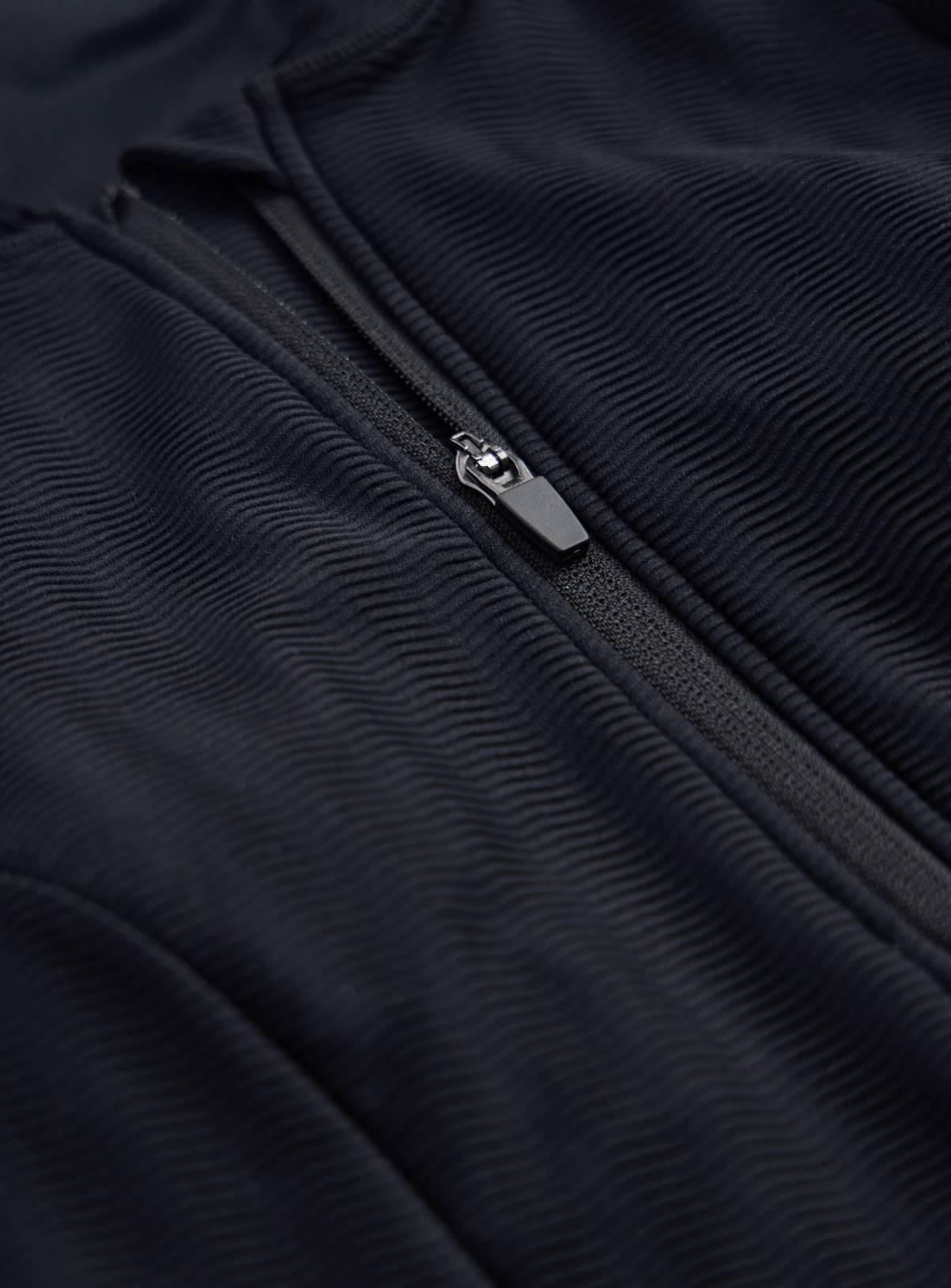 REAKTIV Black Textured Rash Body 20 - Image 4