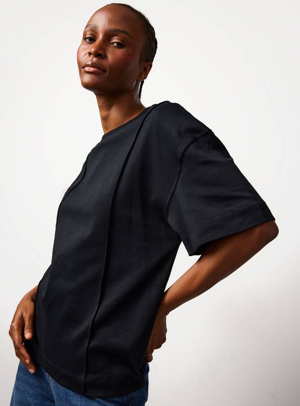 Black Seam Detail Cinch Waist T-Shirt 16