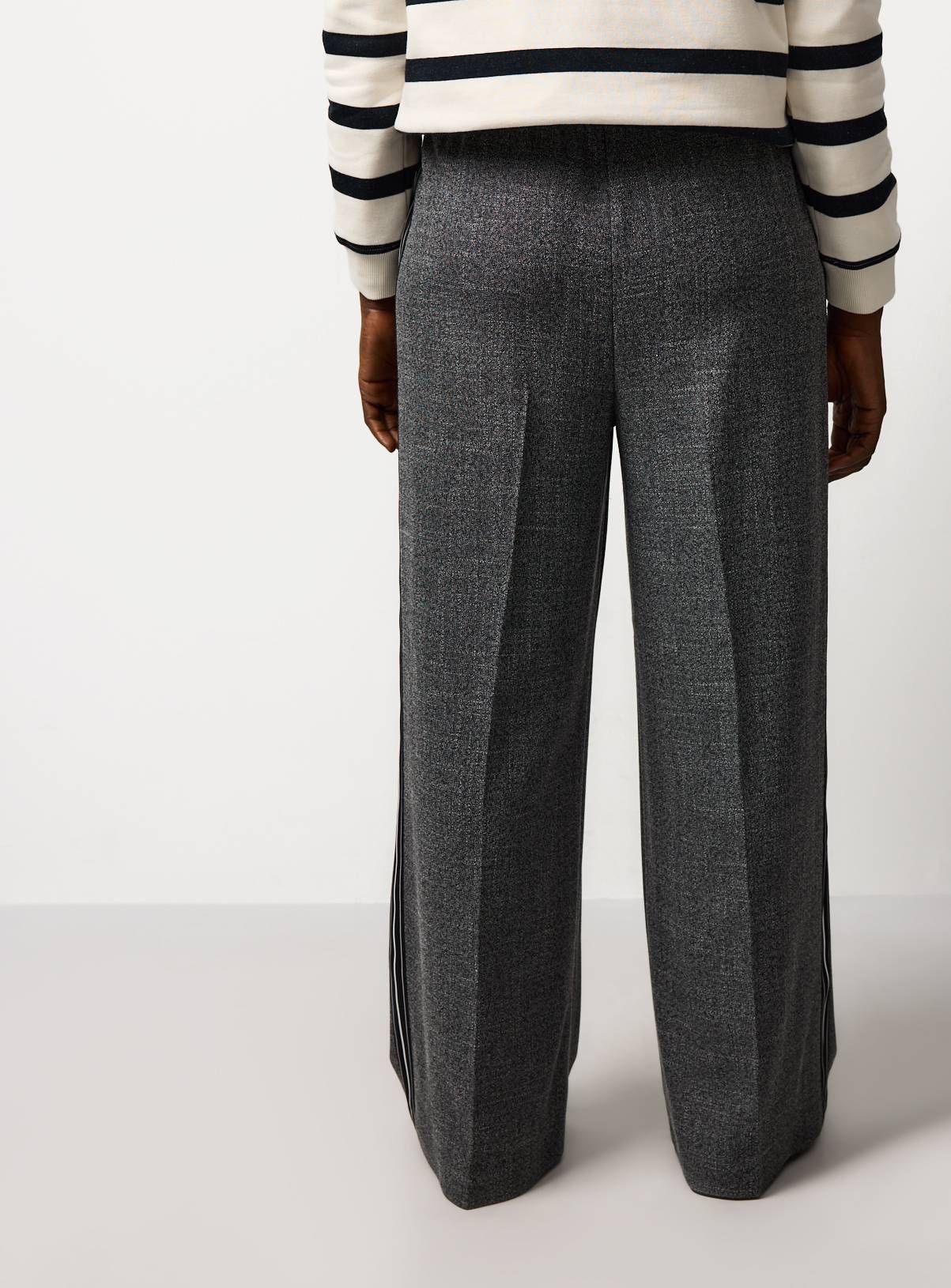 Salt & Pepper Wide Leg Pull On Trousers 8R - Image 4