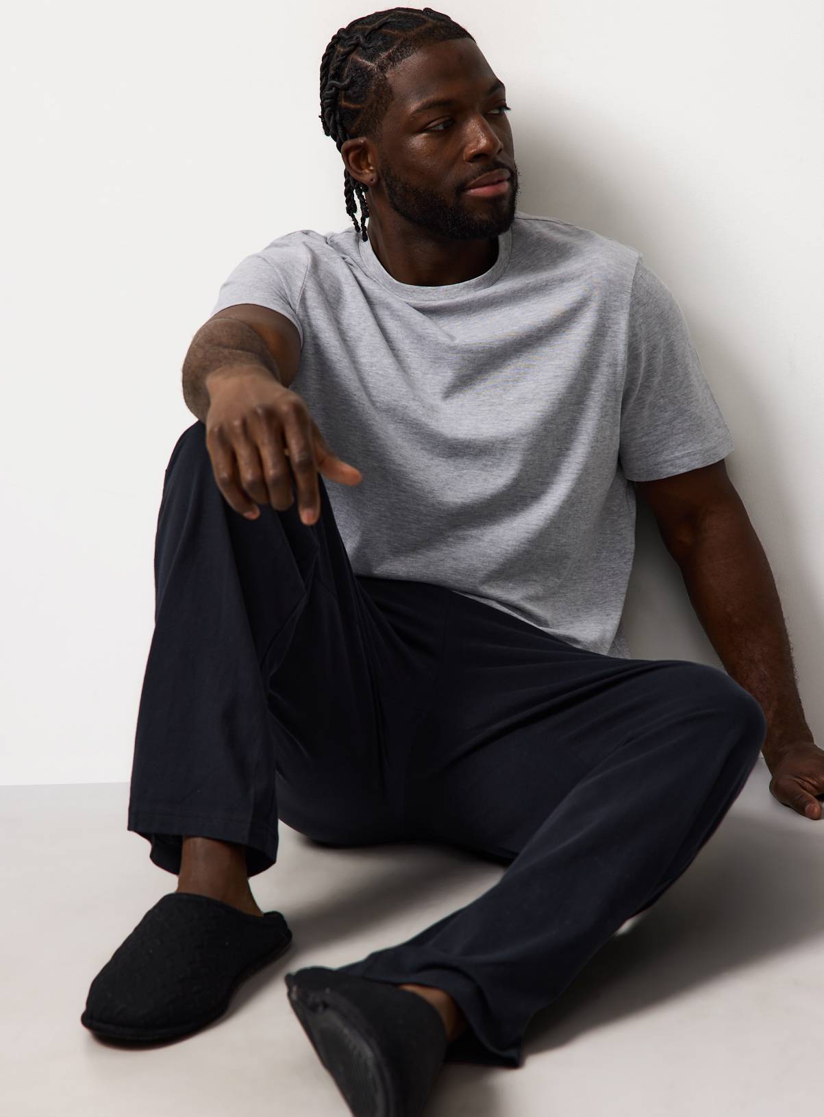 Grey & Black Pyjamas XXL - Image 1
