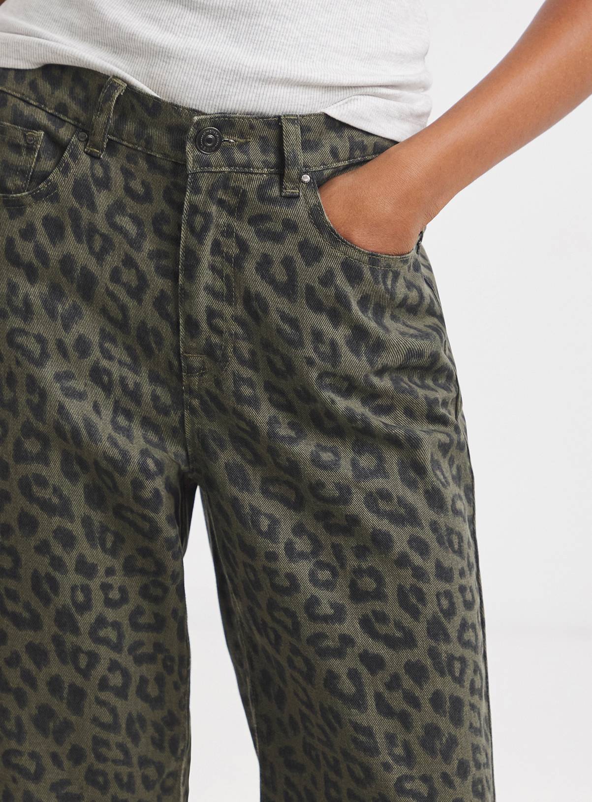 SIMPLY BE Leopard Straight Leg Jean 28 - Image 4