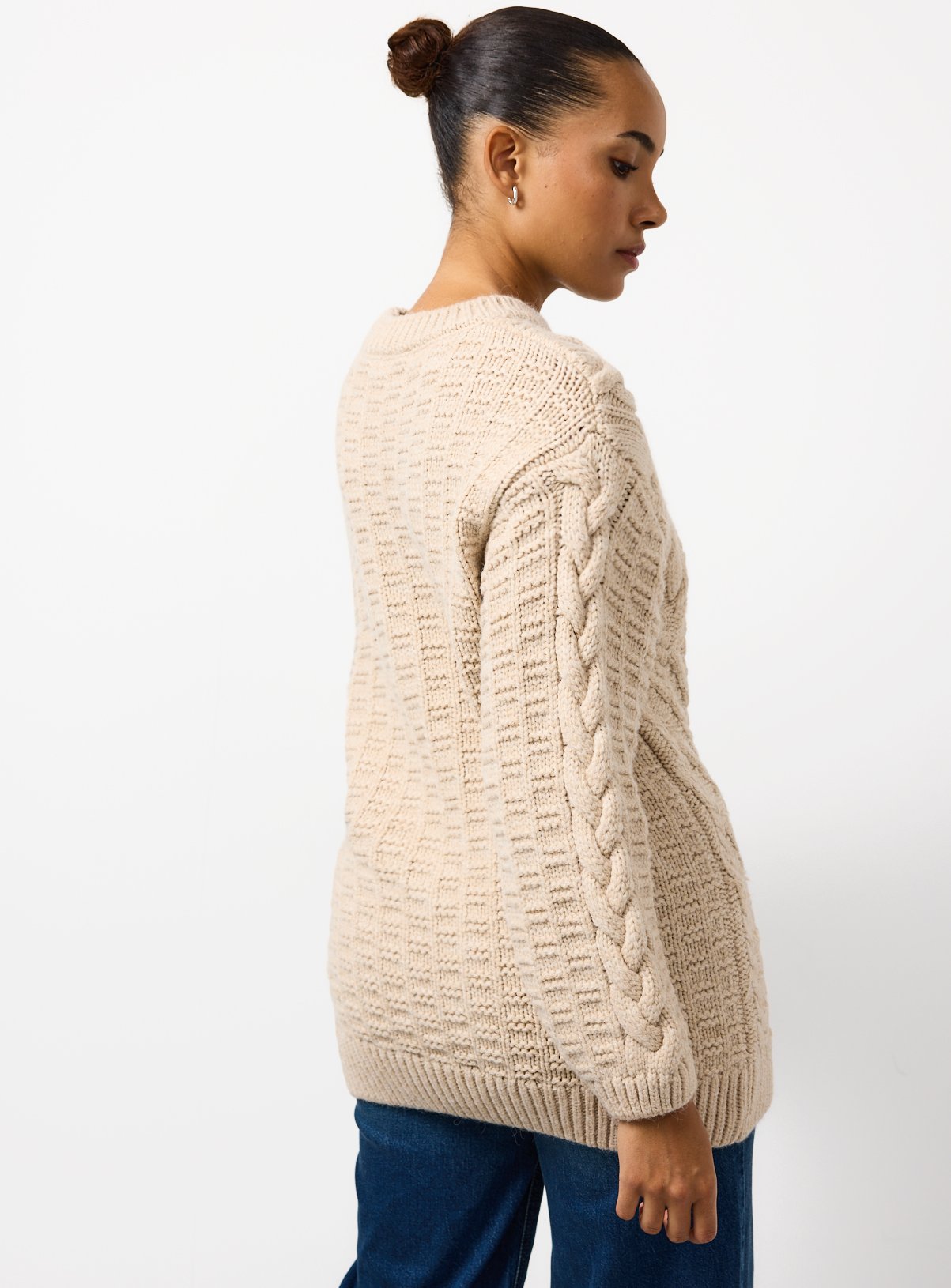 Neutral Oversized Cable Knitted Jumper XL - Image 4 thumbnail
