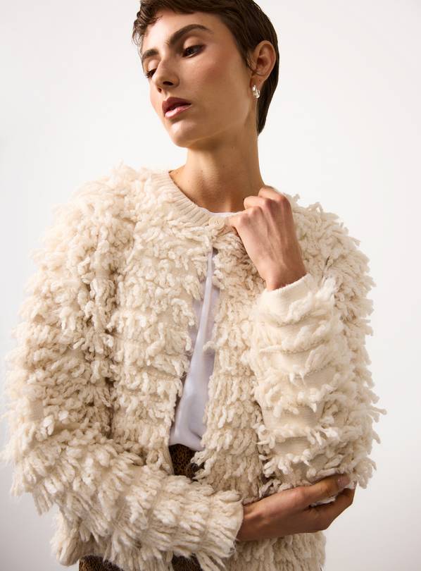 Cream Loop Knit Fringed Jacket 20