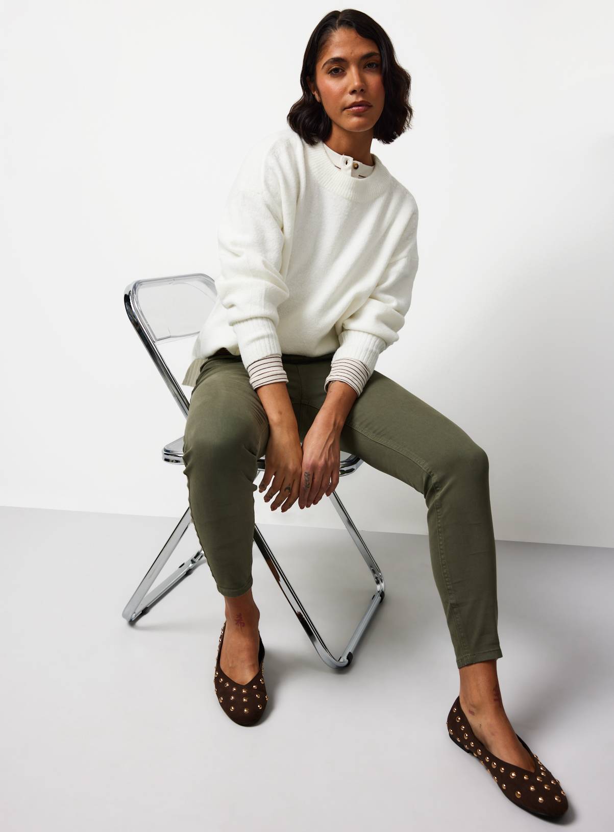 Khaki Mid Rise Jeggings 6 - Image 1