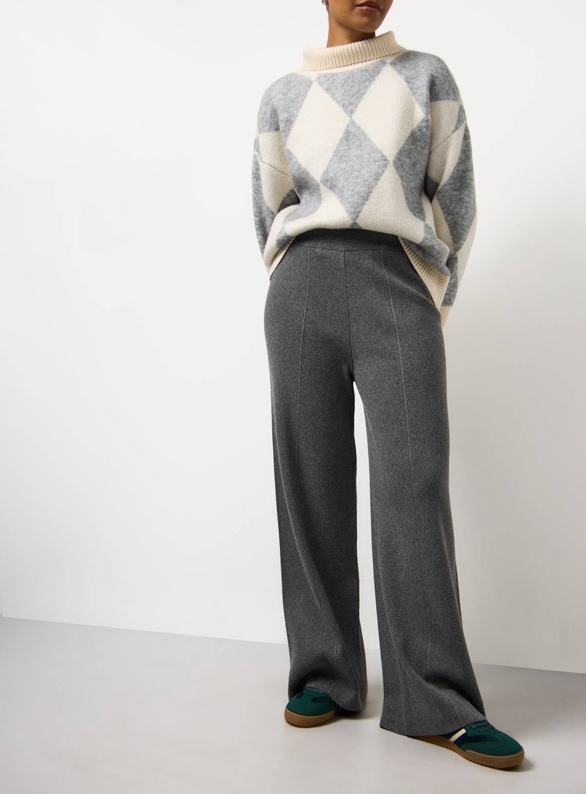 Charcoal Seam Detail Co-ord Wide Leg Trousers  10 - Image 3